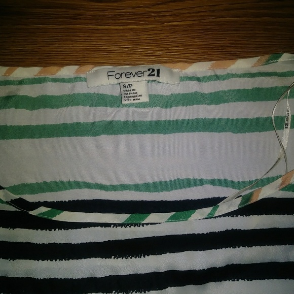 Forever 21 Blouse - Picture 2 of 2